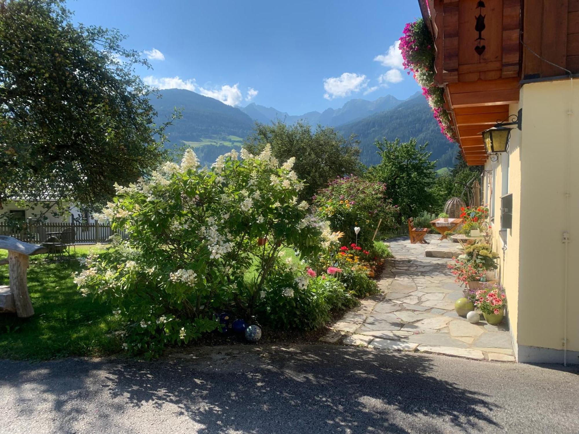 Linarhof Apartment Urlaub Am Bio Bauernhof Haus im Ennstal Eksteriør bilde